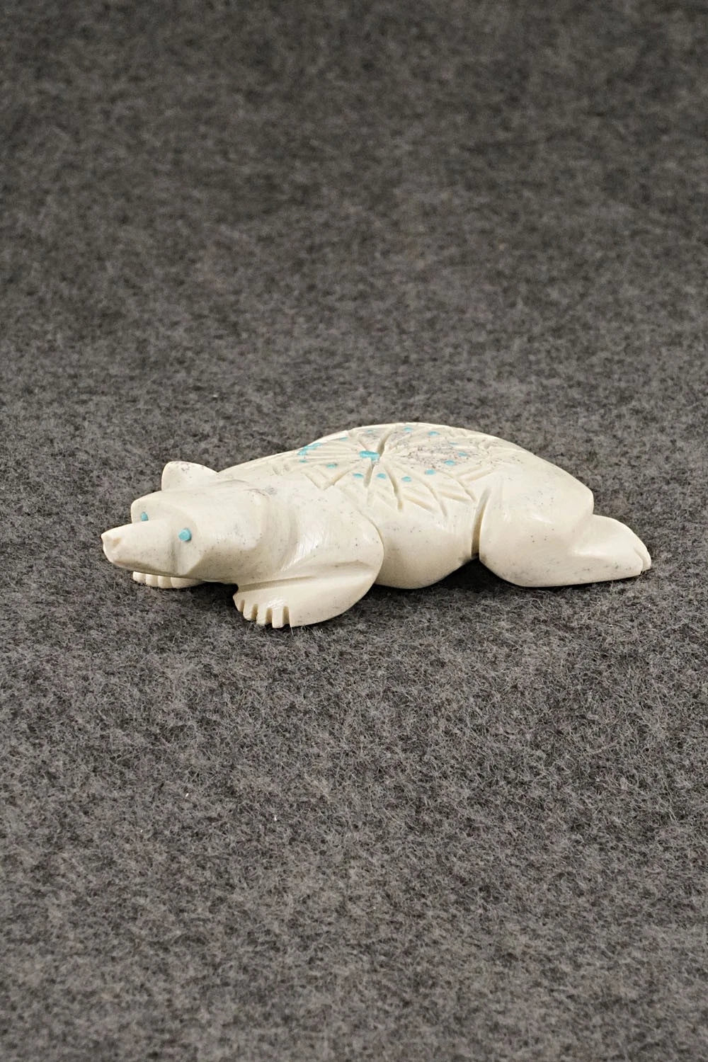 Badger Zuni Fetish Carving - Adrian Cachini