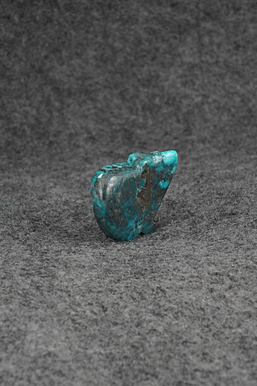 Bear Zuni Fetish Carving - Abby Quam Panteah