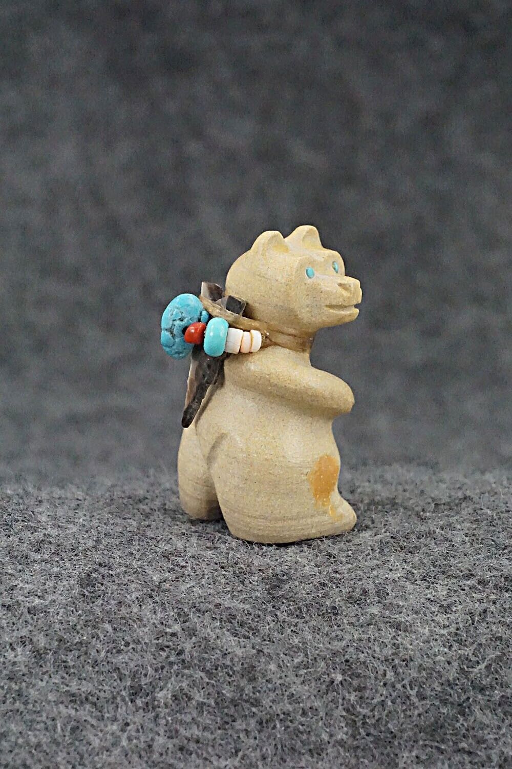 Bear Zuni Fetish Carving - Douglas Martza