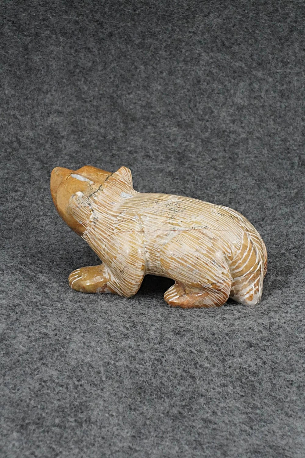 Badger Zuni Fetish Carving - Nelson Yatsattie