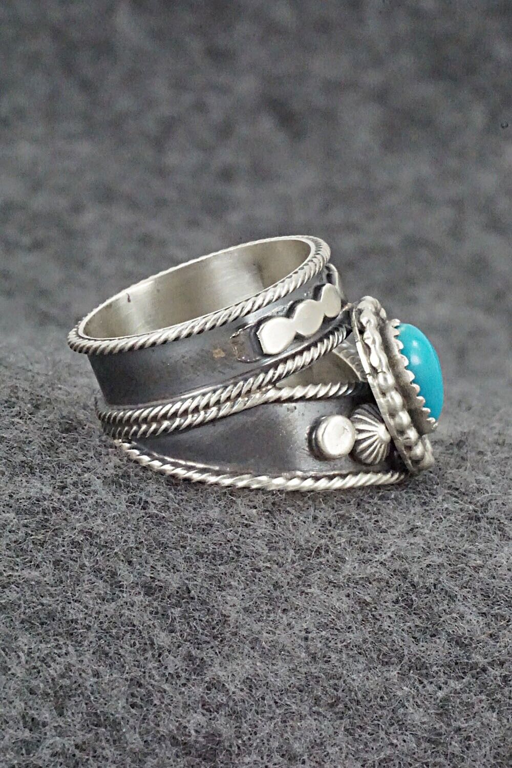 Turquoise & Sterling Silver Ring - Tom Lewis - Size 9.5