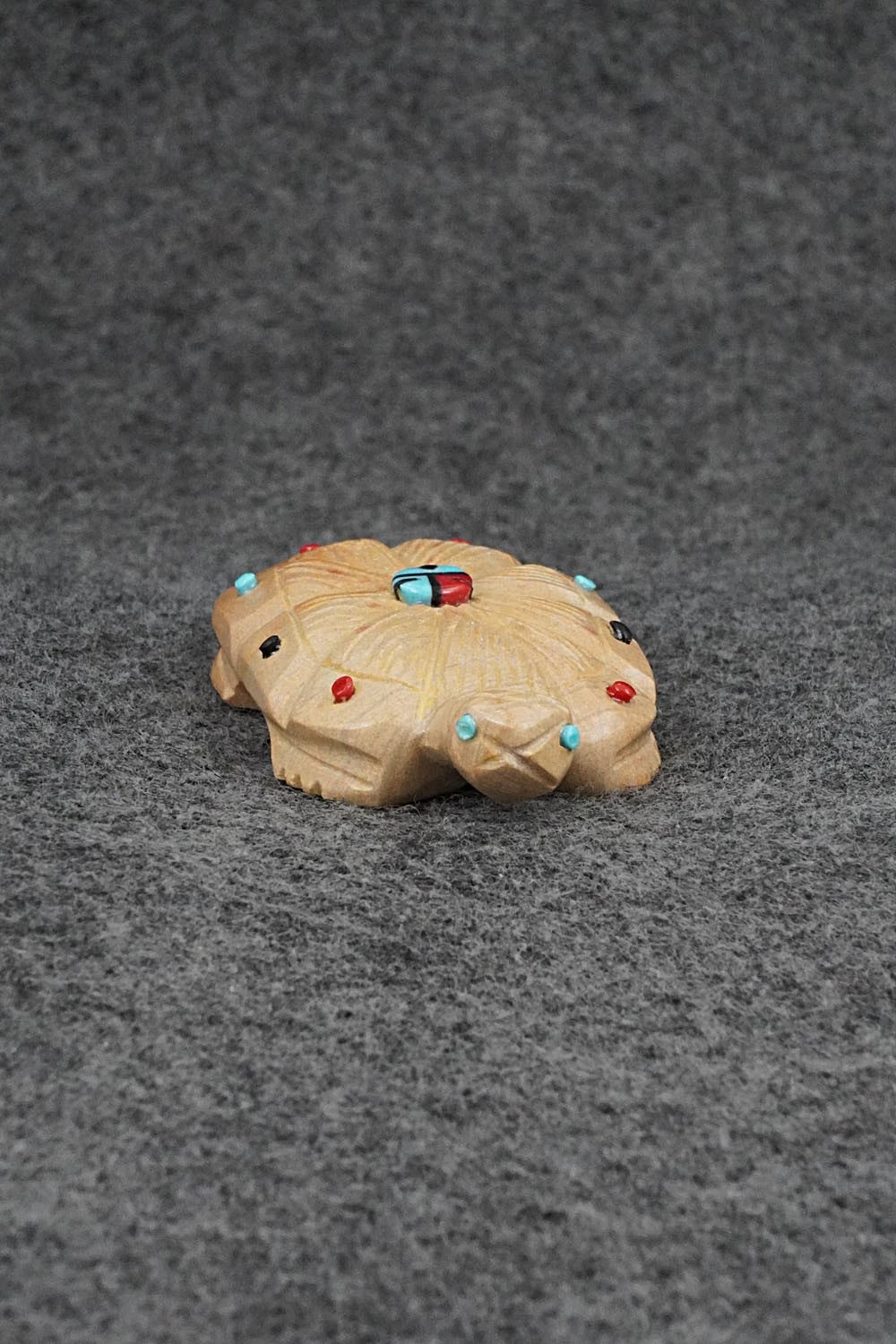 Turtle Zuni Fetish Carving - Danette Laate