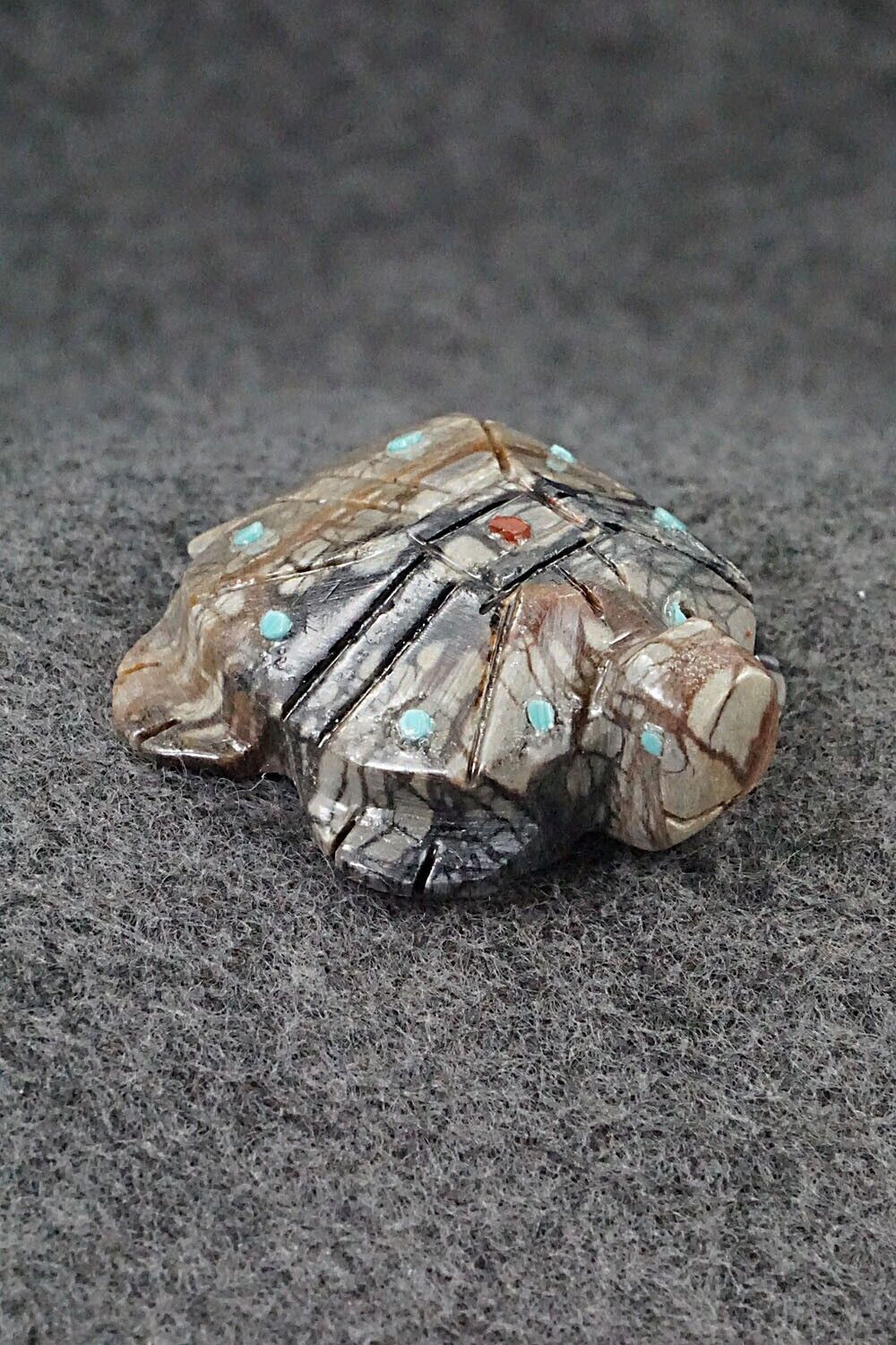 Turtle Zuni Fetish Carving - Carl Etsate