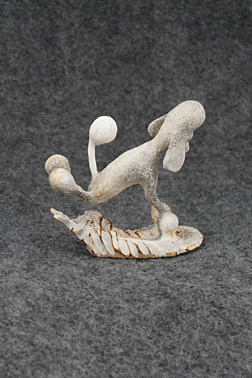 Dog Zuni Fetish Carving - Ruben Najera
