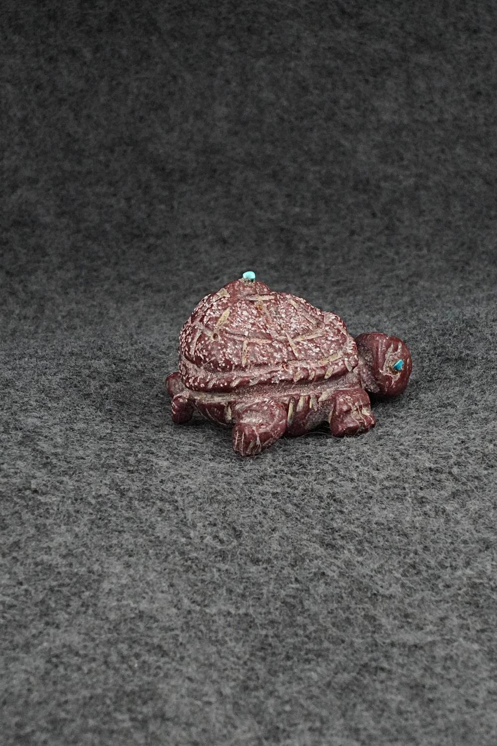 Turtle Zuni Fetish Carving - Bryan Peynasta