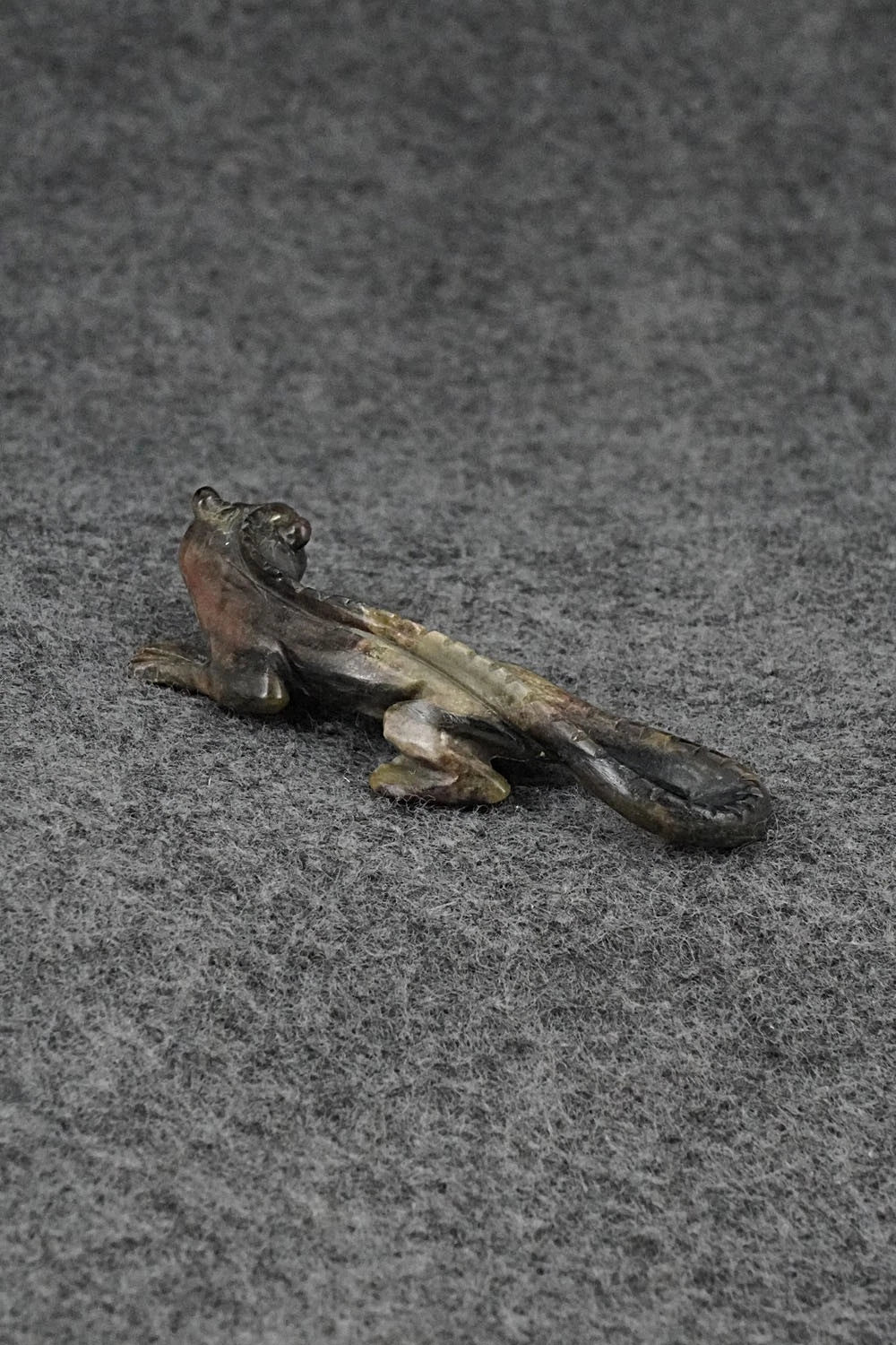 Lizard Zuni Fetish Carving - Lance Cheama