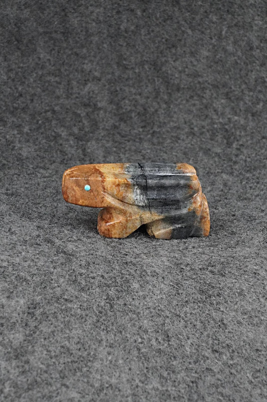 Rabbit Zuni Fetish Carving - Reynold Lunasee