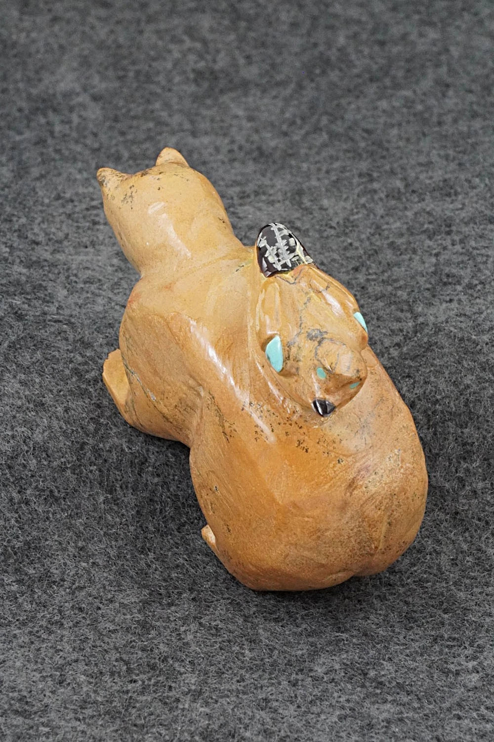 Bear Zuni Fetish Carving - Freddie Leekya