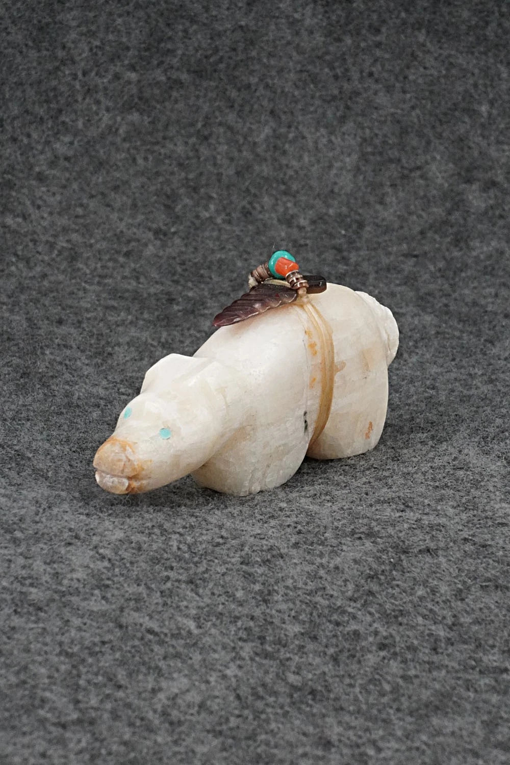 Bear Zuni Fetish Carving - Peter Gasper