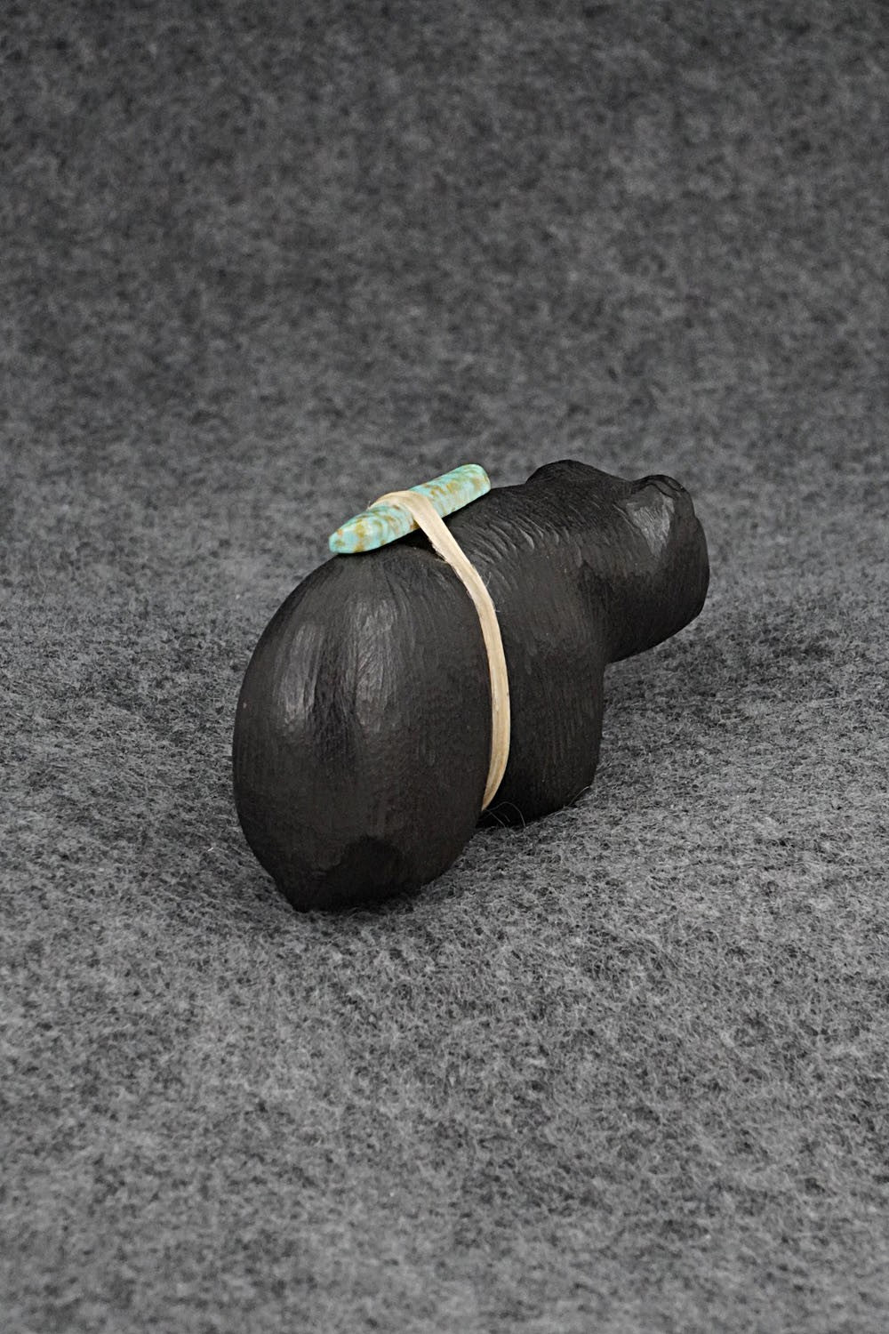 Bear Zuni Fetish Carving - Herbert Halate