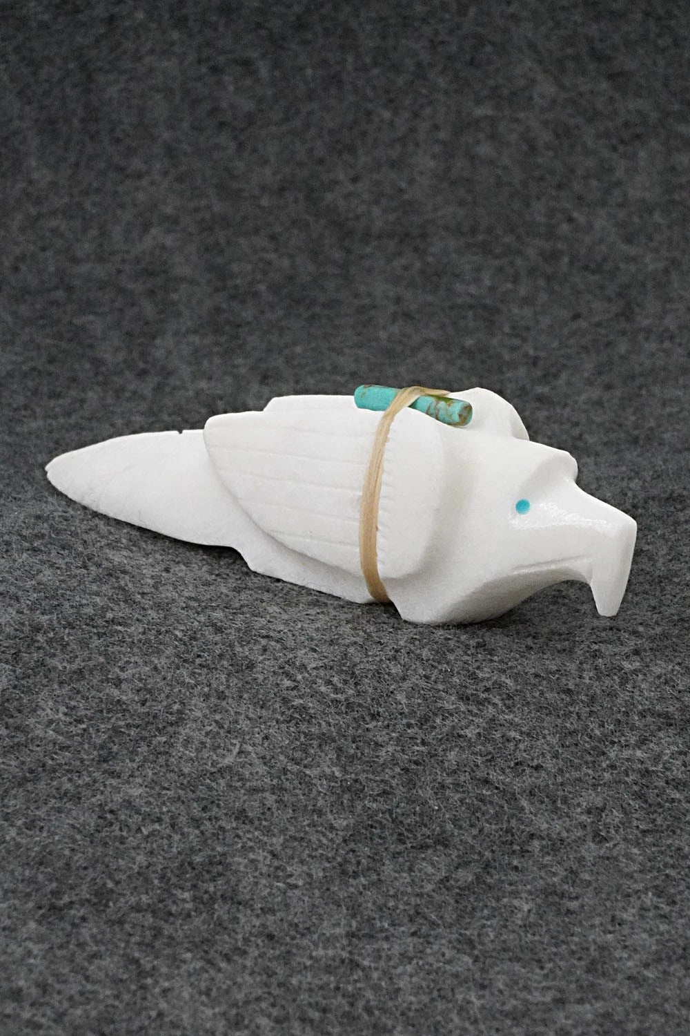 Eagle Zuni Fetish Carving - Herb Halate