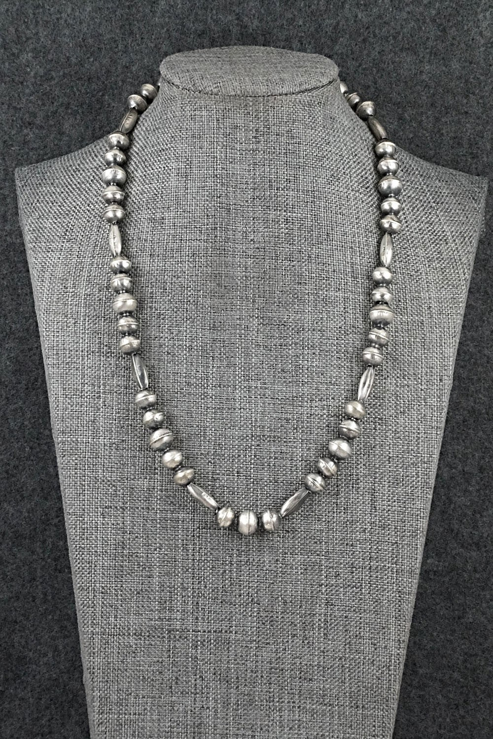Sterling Silver Navajo Pearl Necklace 18" - Vintage