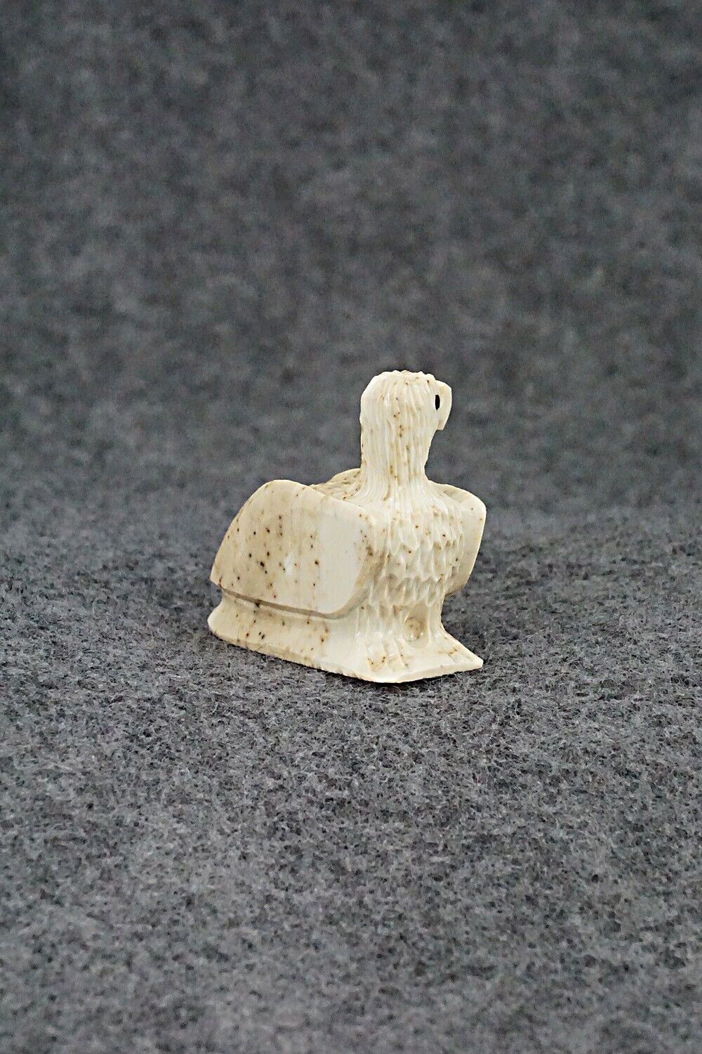 Eagle Zuni Fetish Carving - Jesus Espino