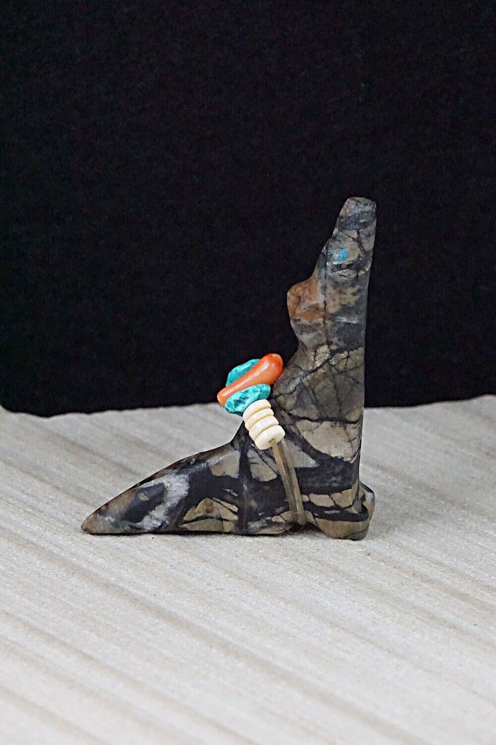 Coyote Zuni Fetish Carving - Donovan Laiwakete