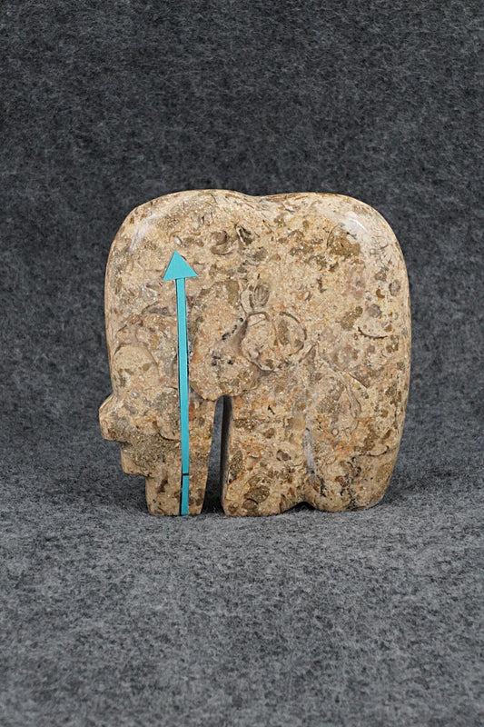 Bear Zuni Fetish Carving - Bernard Laiwakete