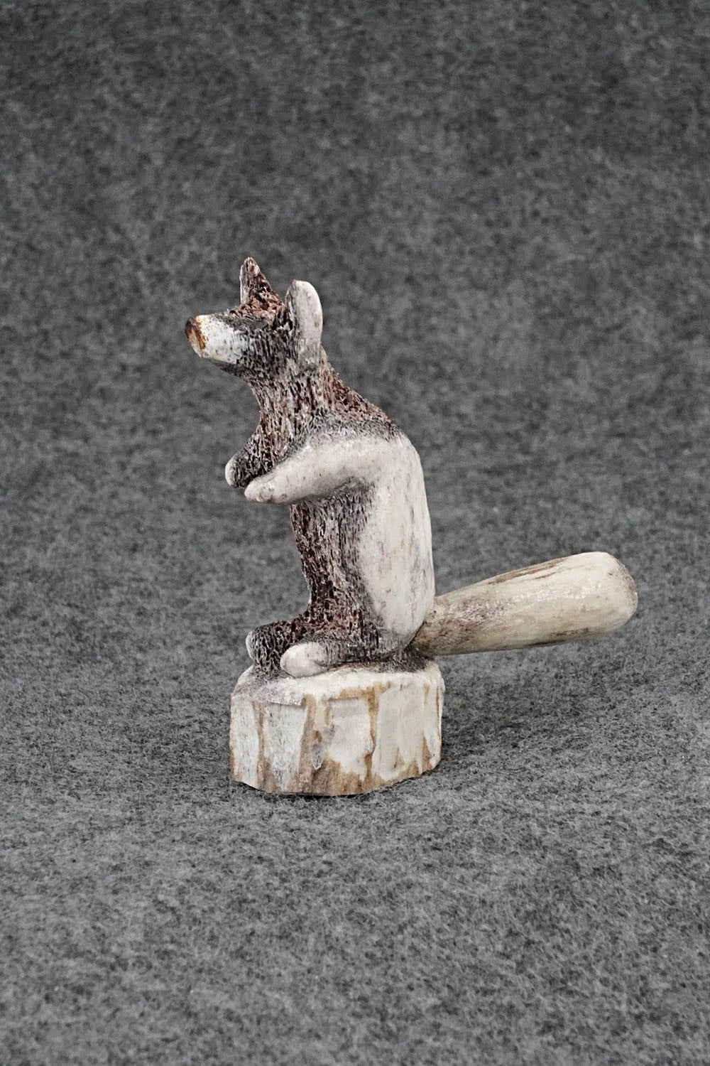 Raccoon Zuni Fetish Carving - Ruben Najera