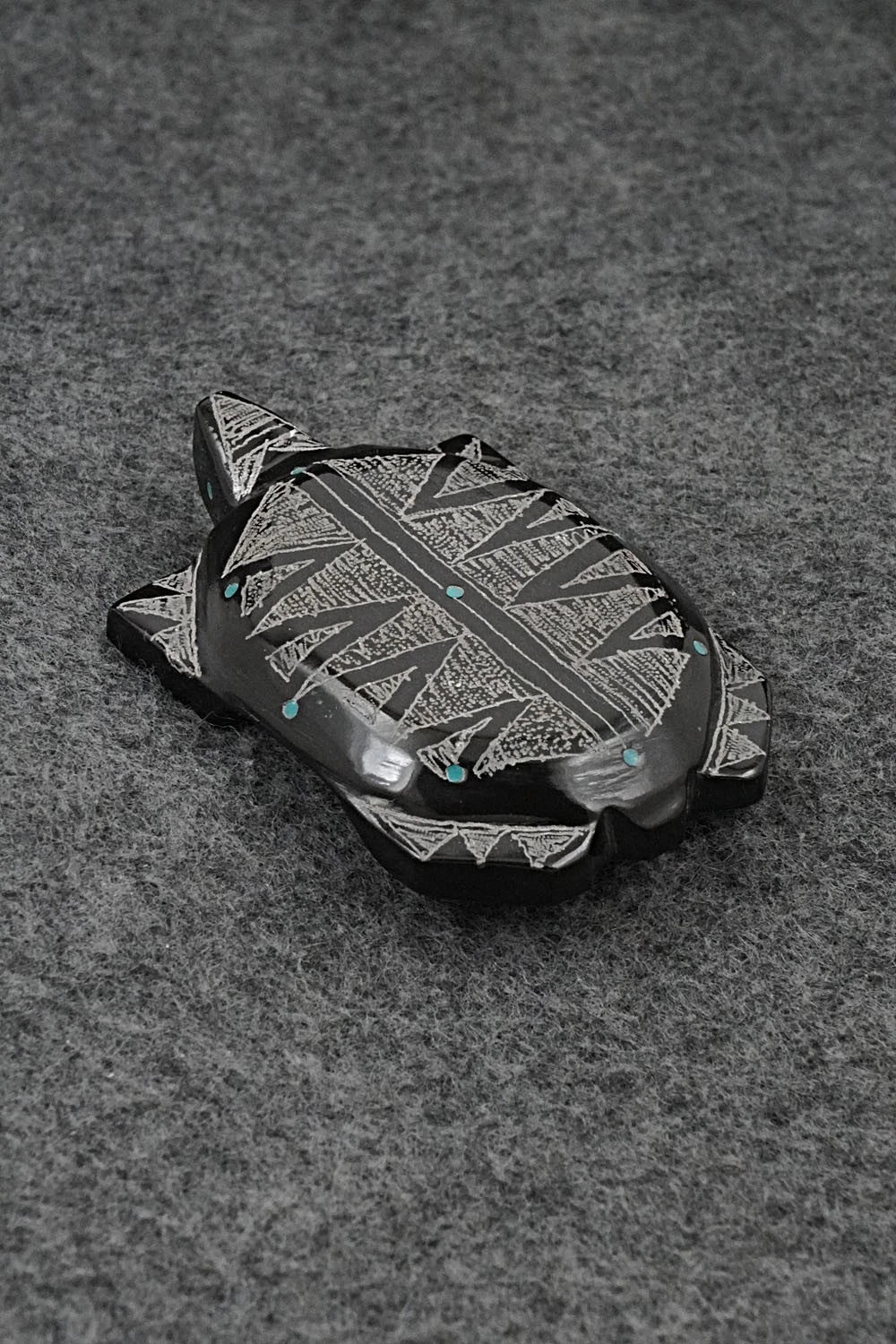Turtle Zuni Fetish Carving - Patrick Wallace