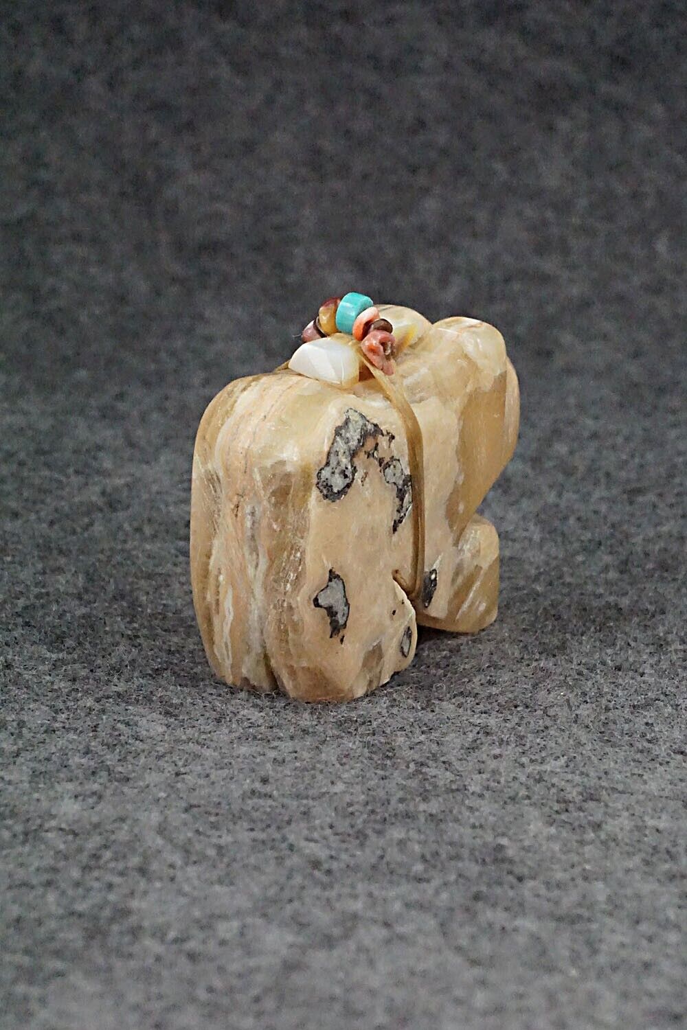 Bear Zuni Fetish Carving - Danny Lonjose