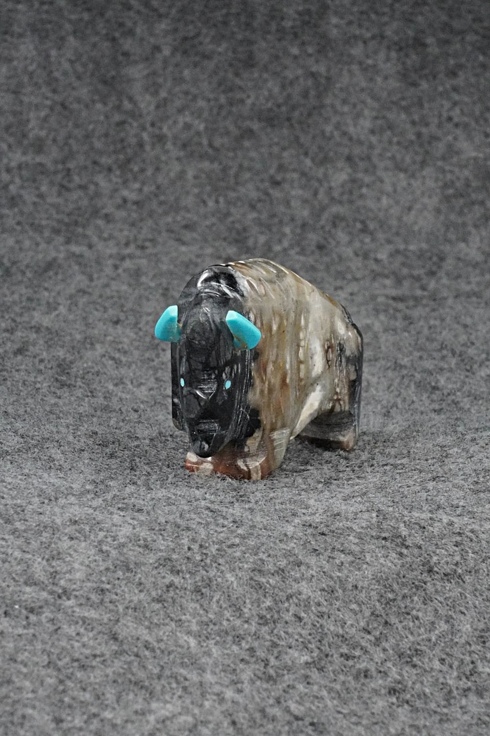 Buffalo Zuni Fetish Carving - Todd Etsate