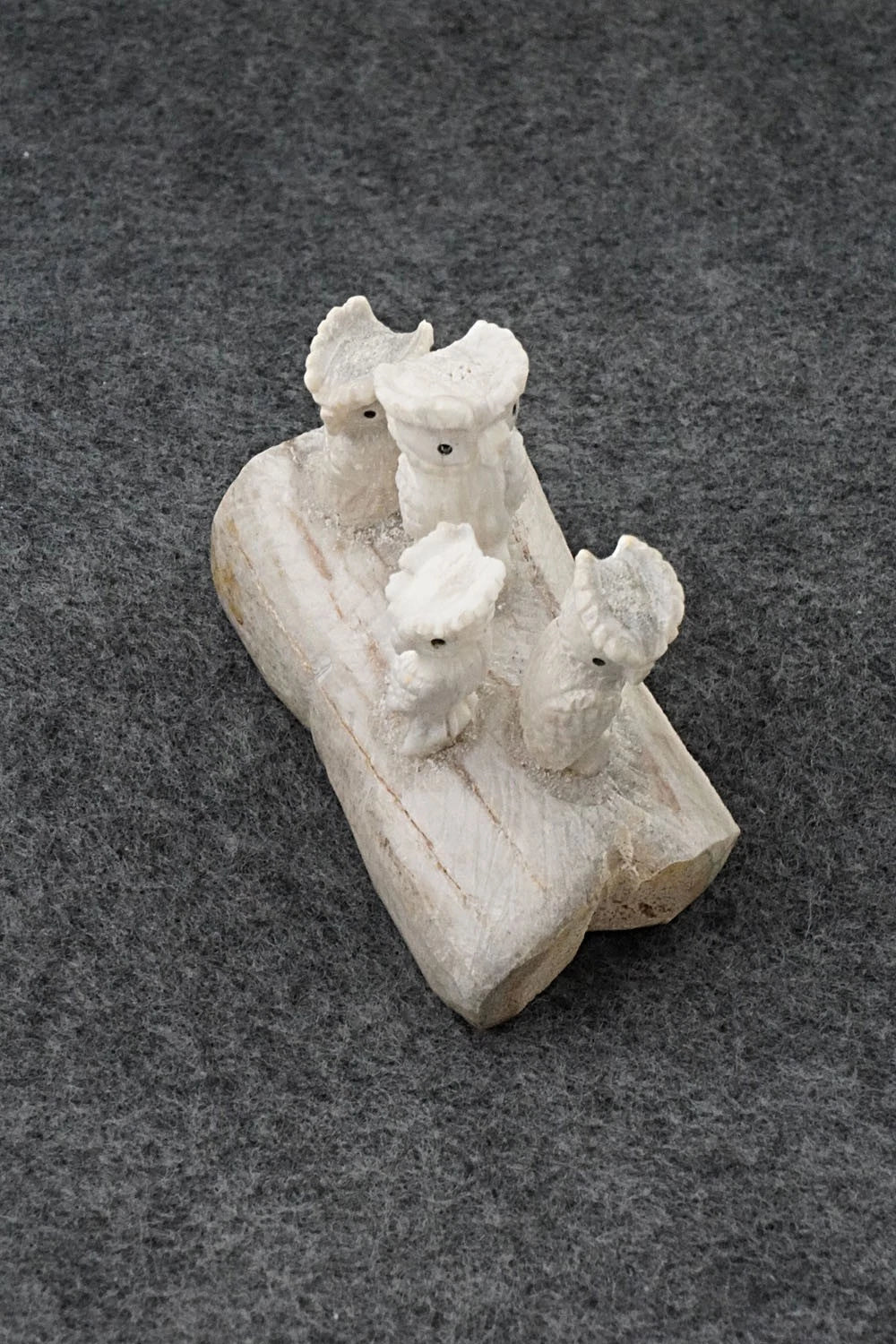 Owl Zuni Fetish Carving - Chris Peina