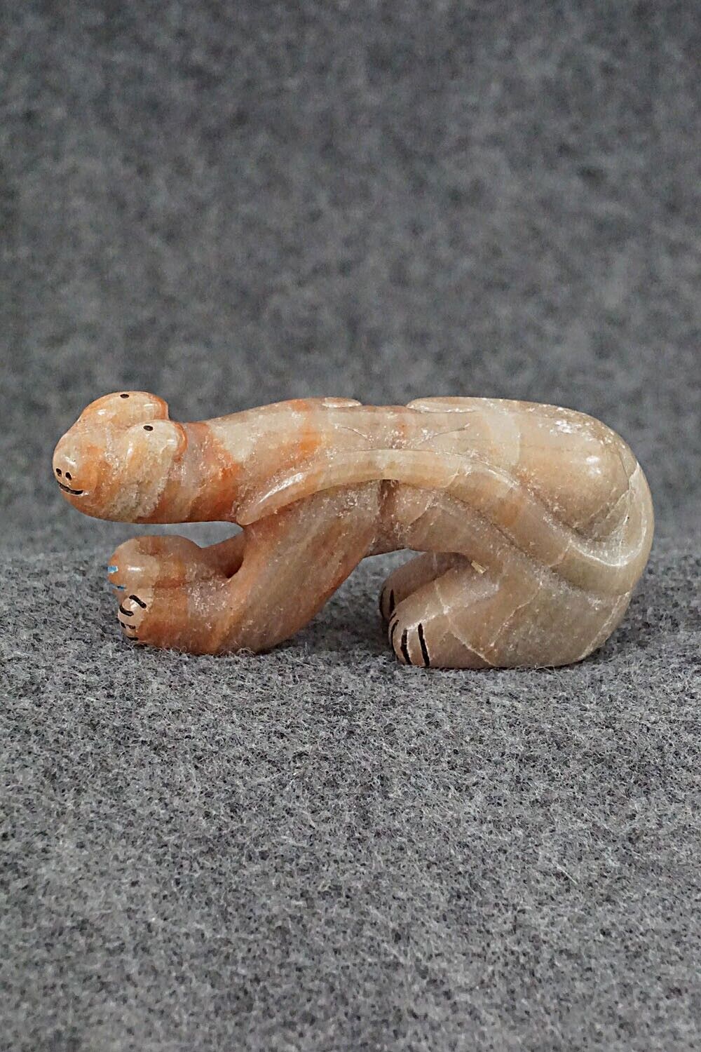 Mountain Lion Zuni Fetish Carving - Rick Kallestewa