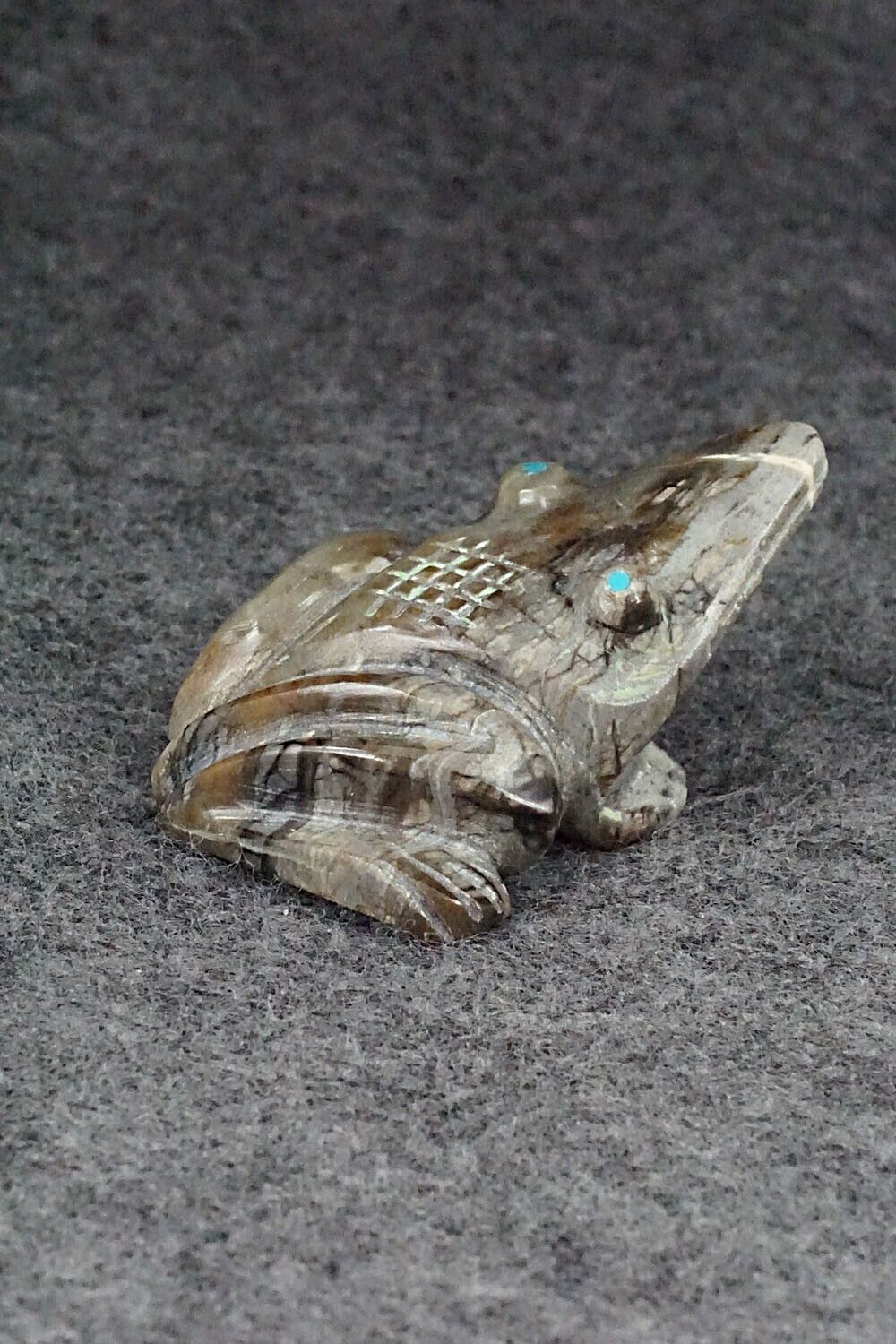 Frog Zuni Fetish Carving - Albert Livingston