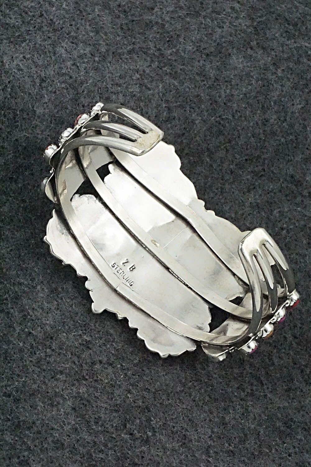 Spiny Oyster & Sterling Silver Bracelet - Zeita Begay