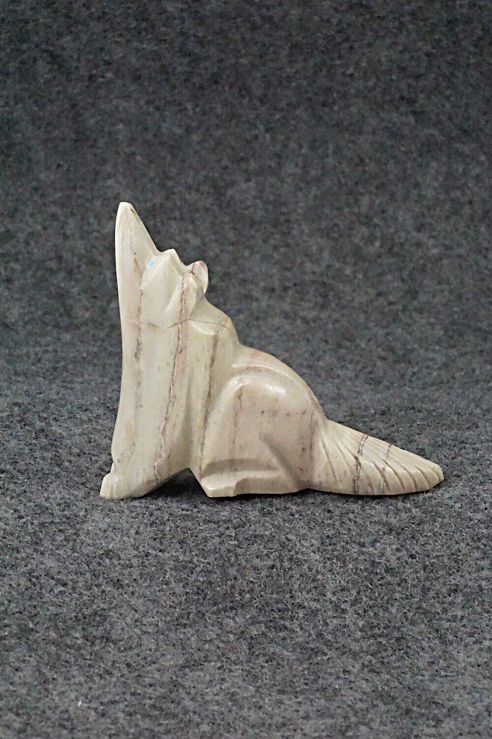 Wolf Zuni Fetish Carving - Tony Mackel