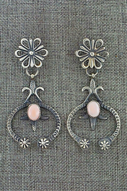 Pink Conch Shell & Sterling Silver Earrings - Eva & Linberg Billah