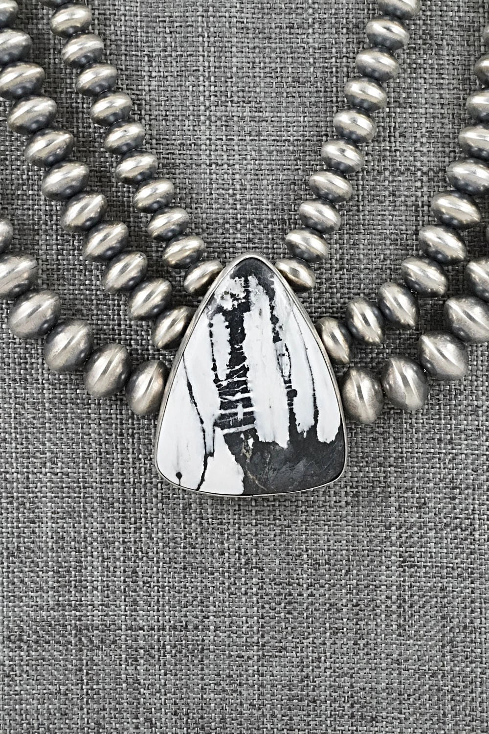 White Buffalo & Sterling Silver Navajo Pearl Necklace - Gruber & Halwood