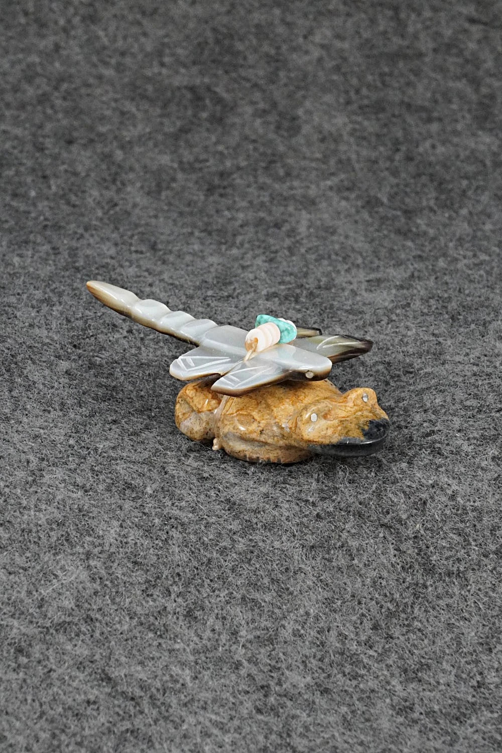 Frog Zuni Fetish Carving - Daisy Rose Leonard
