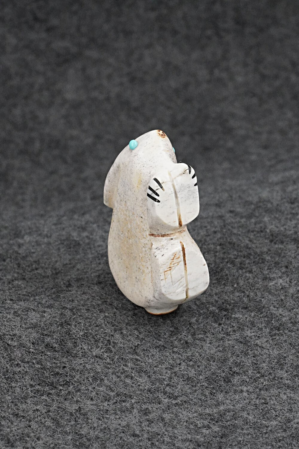 Rabbit Zuni Fetish Carving - Claudia Peina