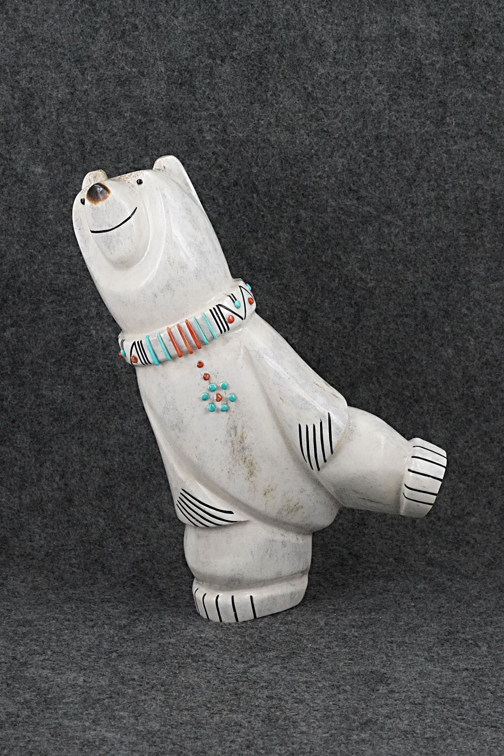 Dancing Bear Zuni Fetish Carving - Claudia Peina
