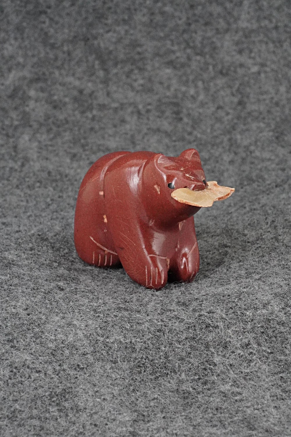 Bear Zuni Fetish Carving - Justin Red Elk