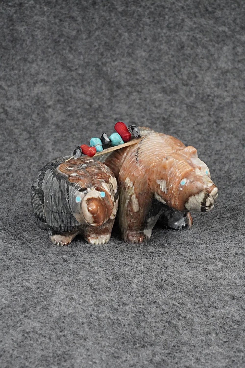 Bear Zuni Fetish Carving - Farlan & Paulette Quam