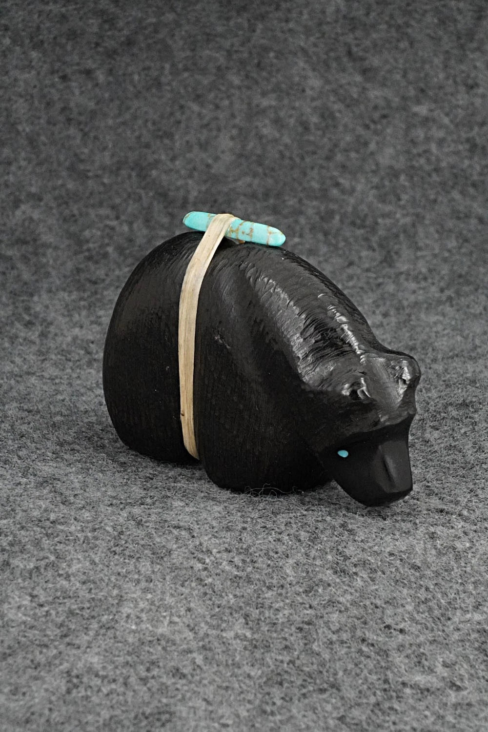 Bear Zuni Fetish Carving - Herb Halate