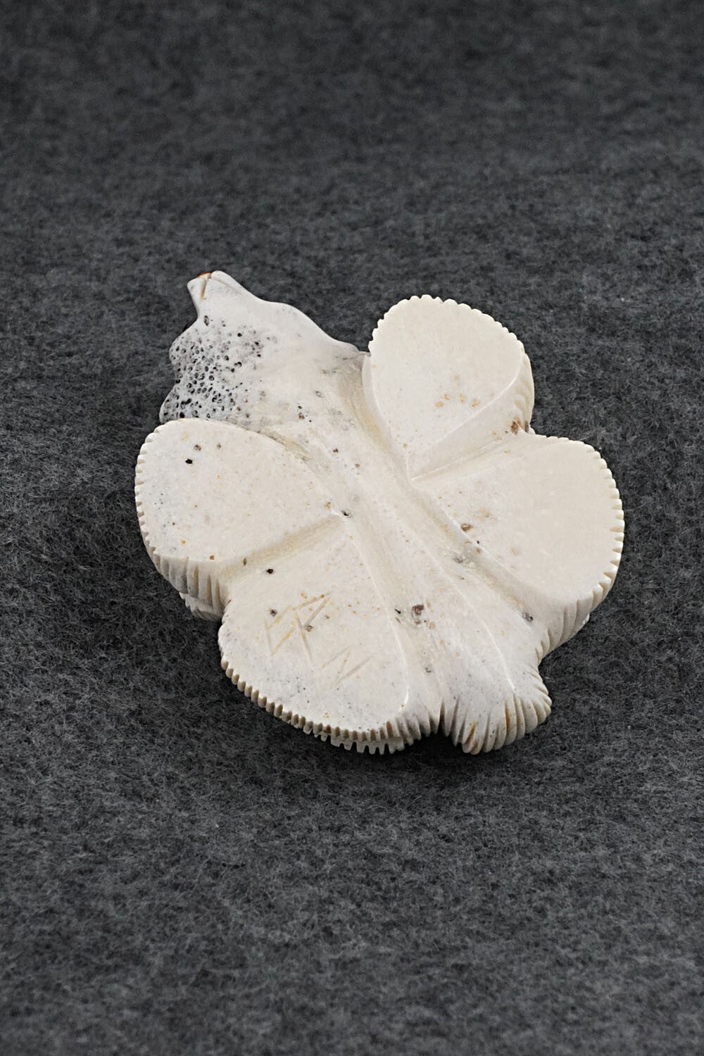 Badger Zuni Fetish Carving - Claudia Peina