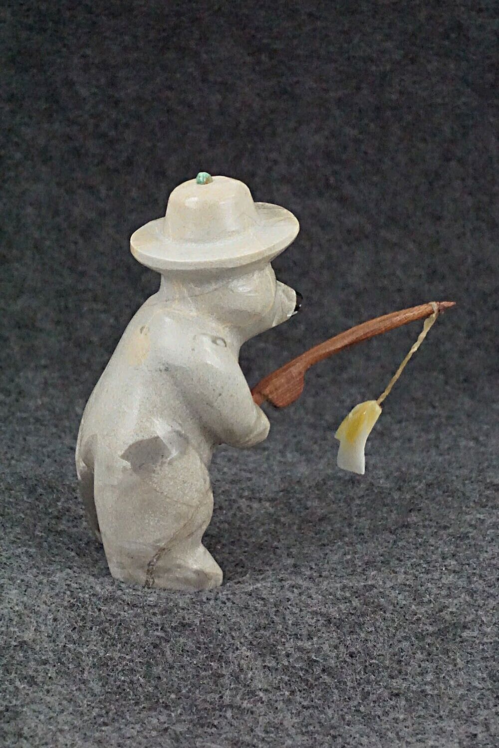 Bear with Fishing Pole Zuni Fetish Carving - Enrike Leekya
