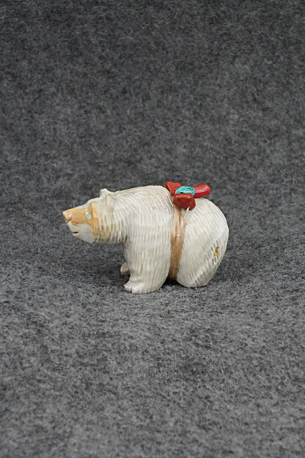 Bear Zuni Fetish Carving - Paulette & Farlan Quam