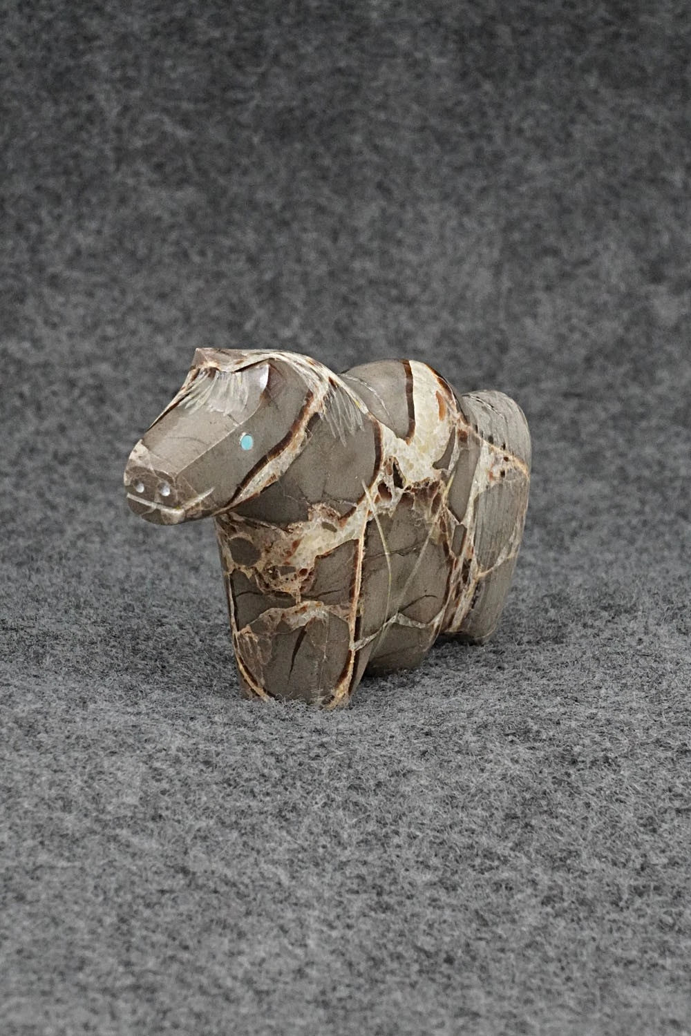 Horse Zuni Fetish Carving - Daphne Quam