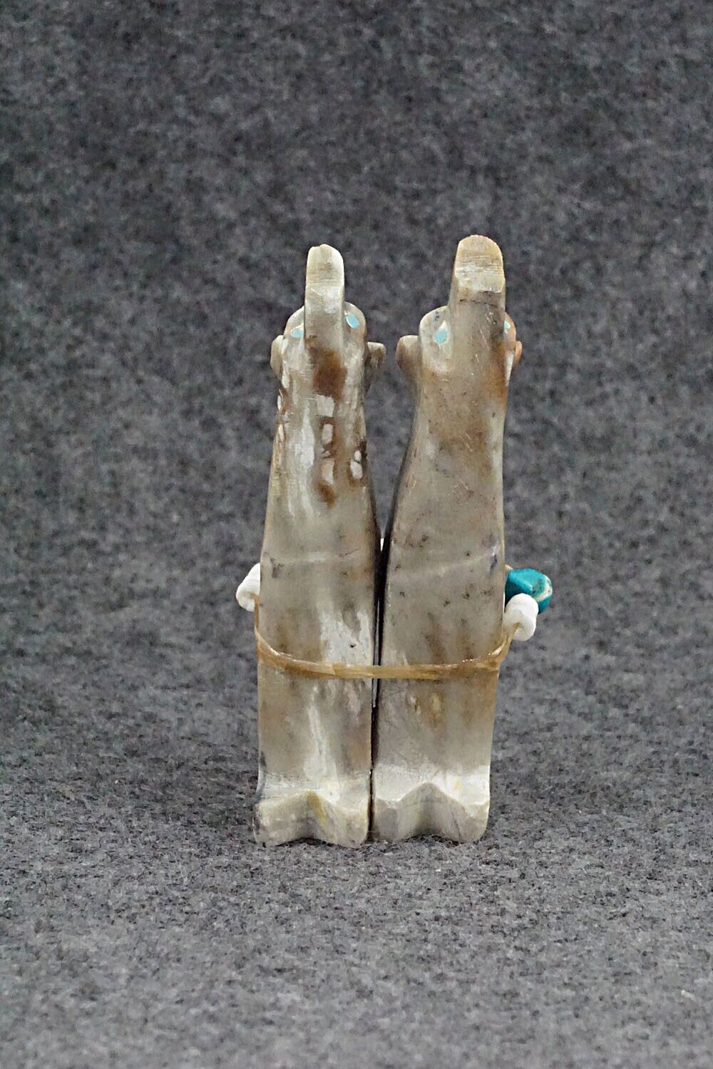 Wolf Pair Zuni Fetish Carving - Tim Lementino