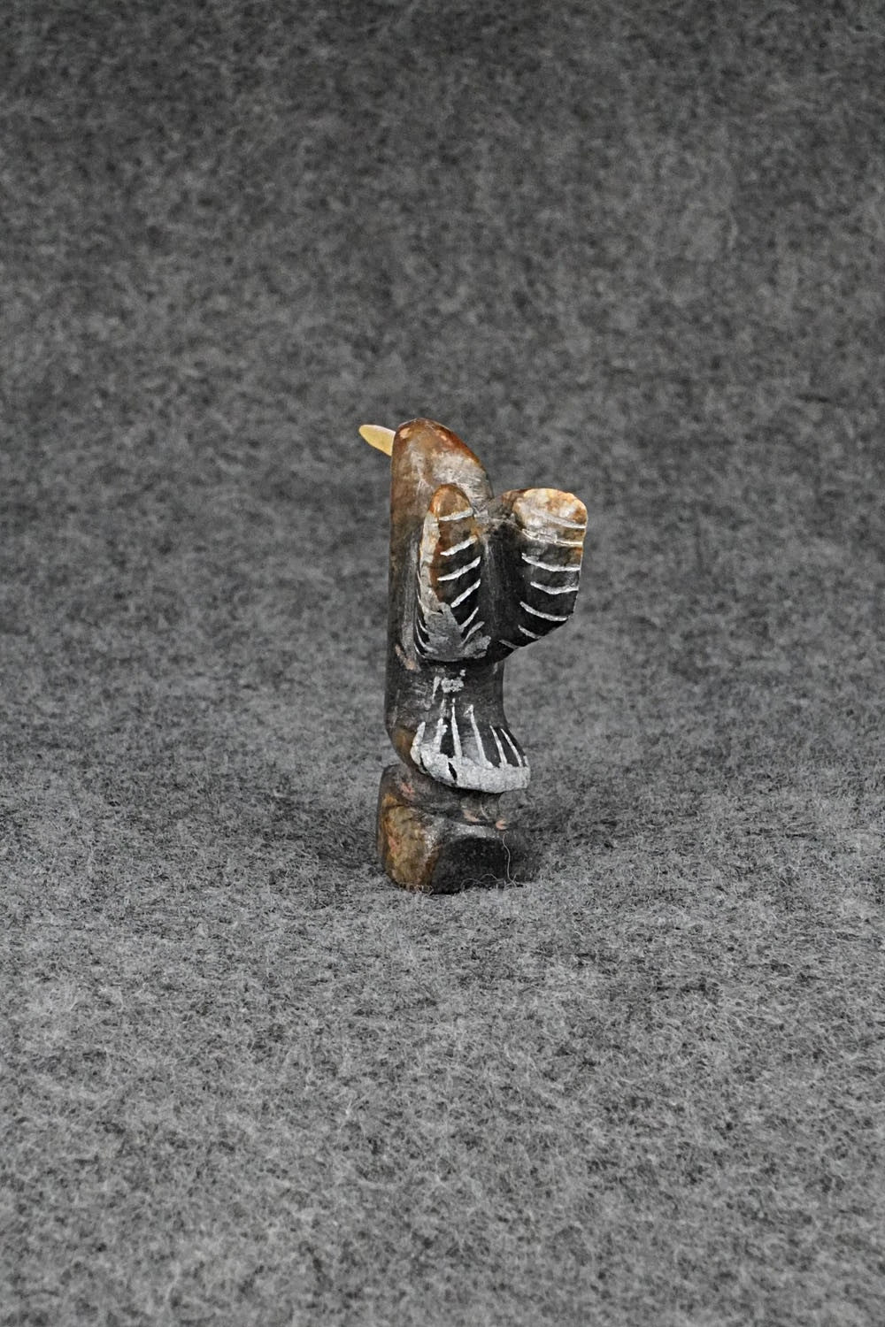 Hummingbird Zuni Fetish Carving - Justin Red Elk