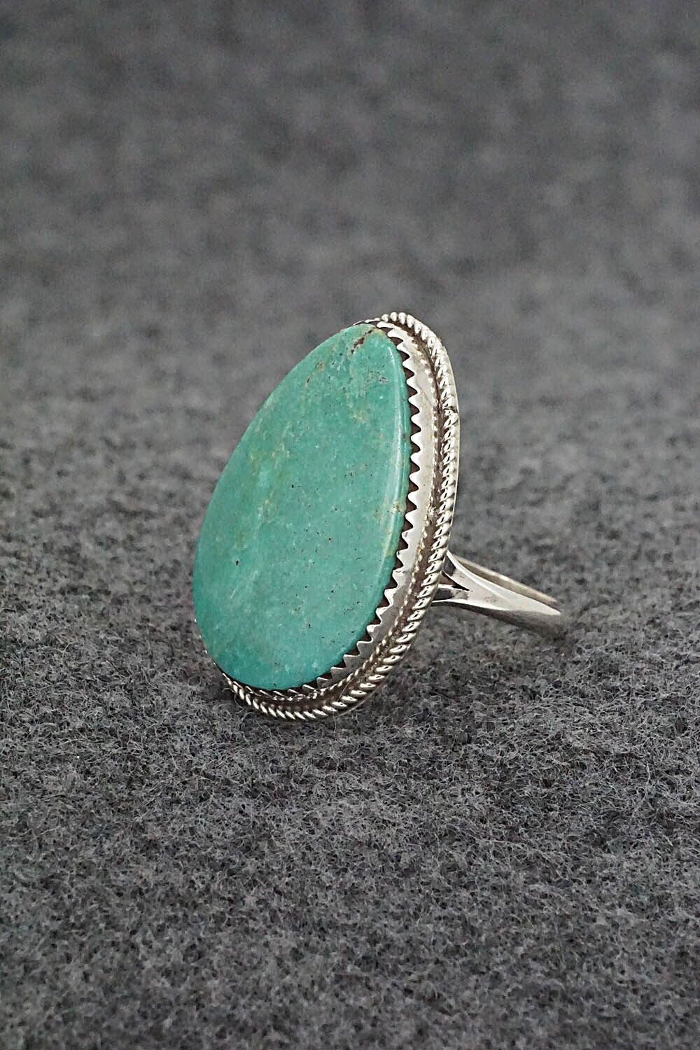 Turquoise & Sterling Silver Ring - Ernest Hawthorne - Size 7