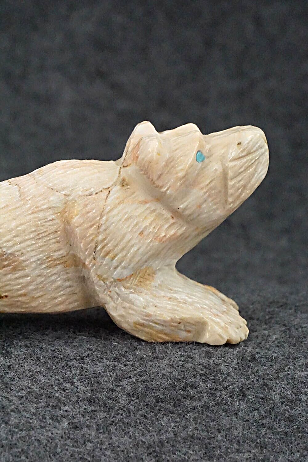 Mountain Lion Zuni Fetish Carving - Tony Mackel