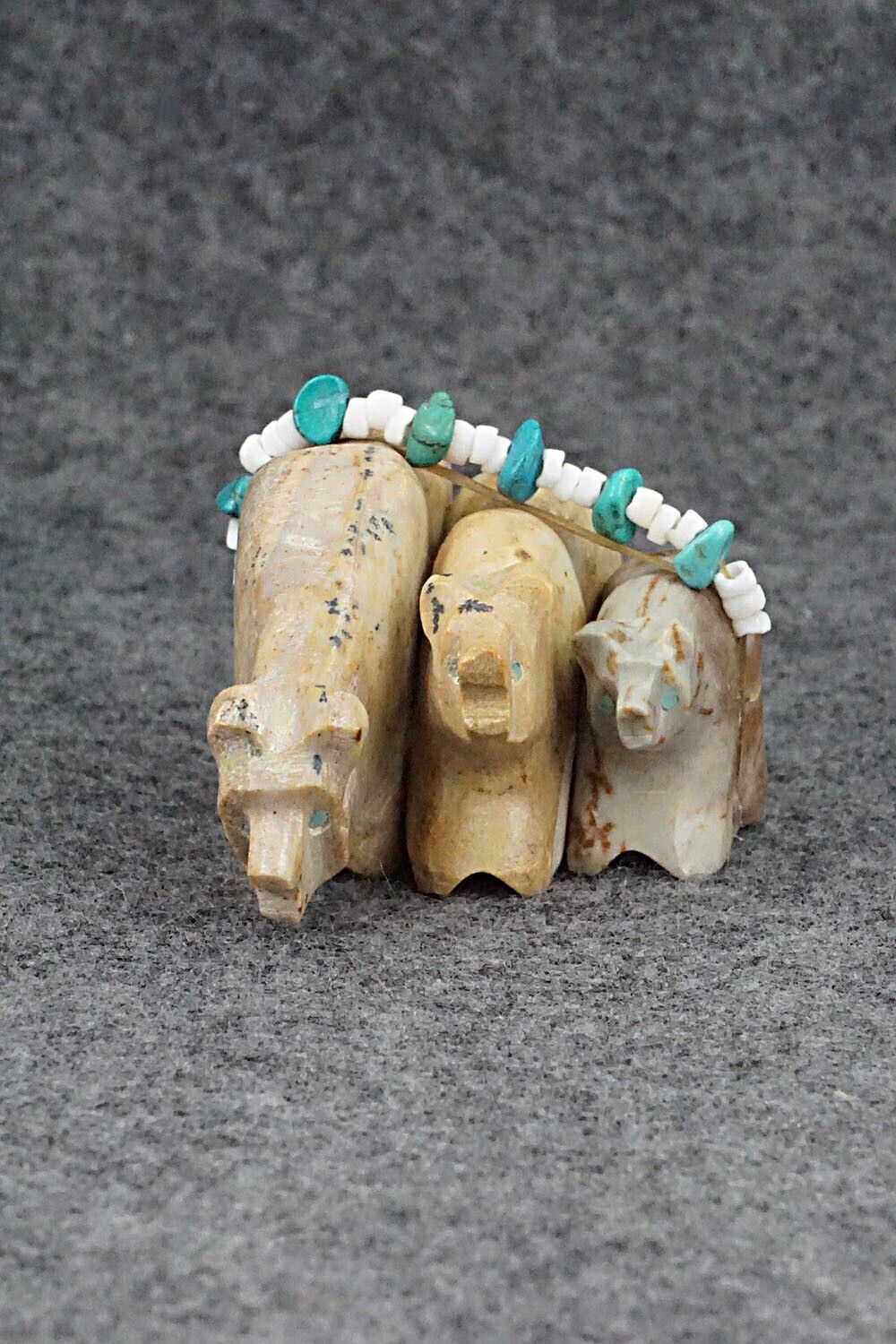 Bear Family Zuni Fetish Carving - Tim Lementino