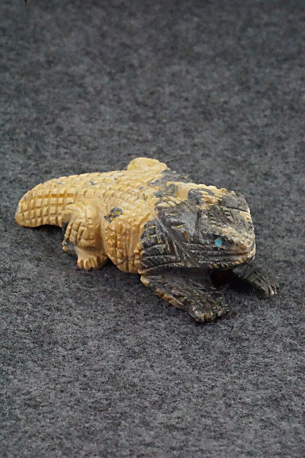 Horned Toad Zuni Fetish Carving - Tony Mackel