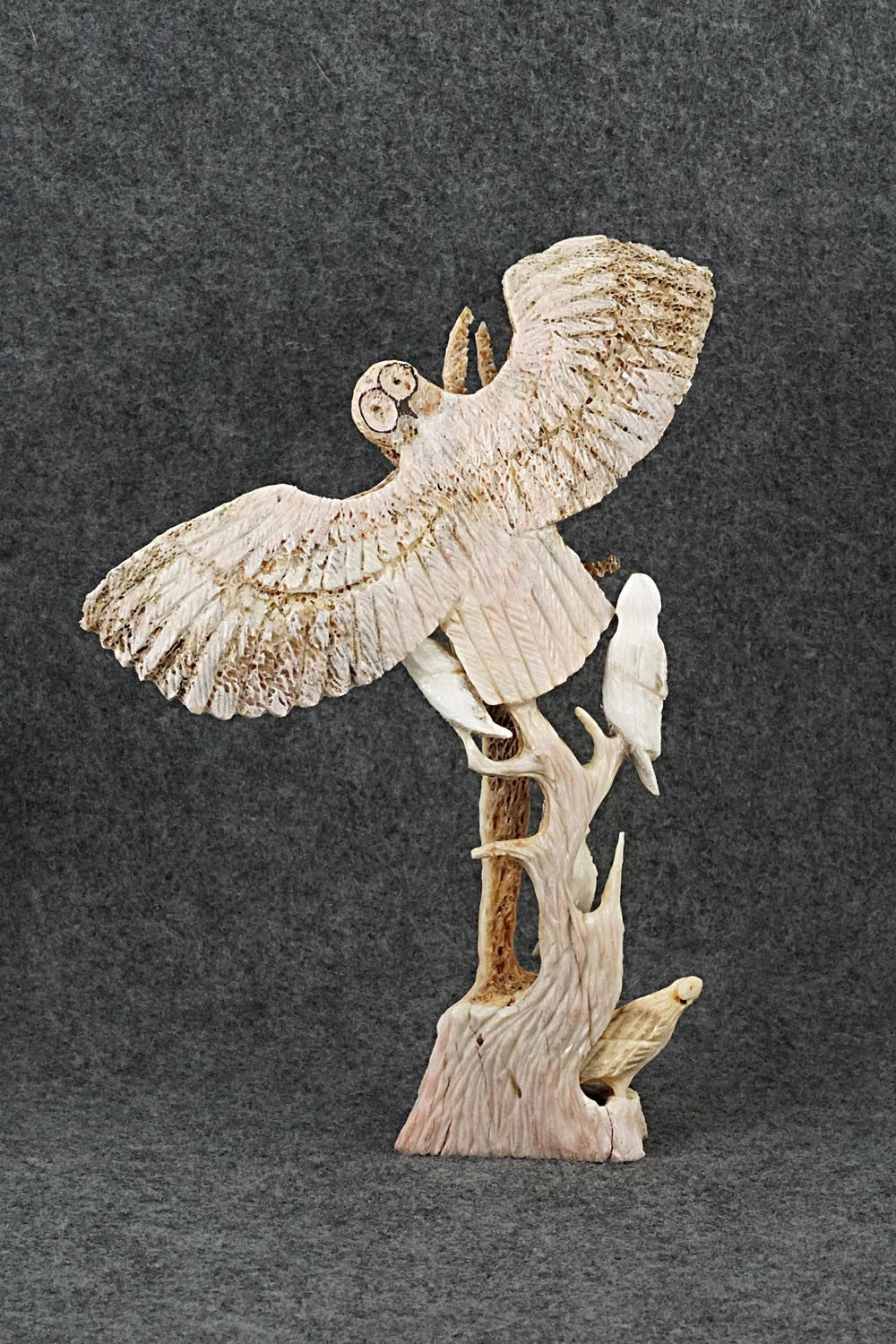 Owls Zuni Fetish Carving - Ruben Najera