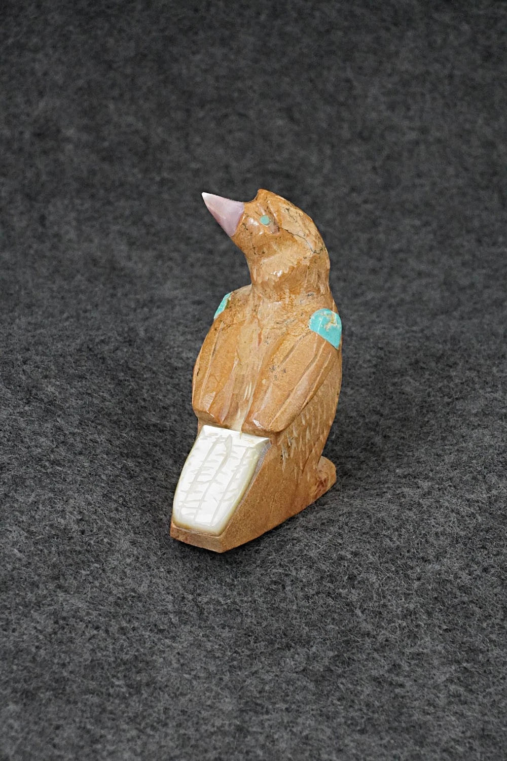 Bird Zuni Fetish Carving - Freddie Leekya