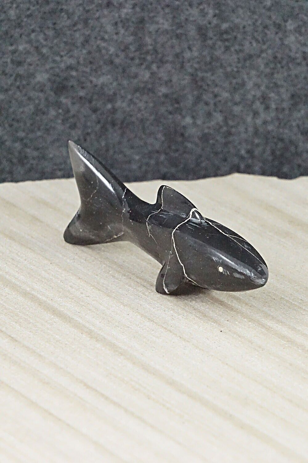 Shark Zuni Fetish Carving - Kenny Chavez