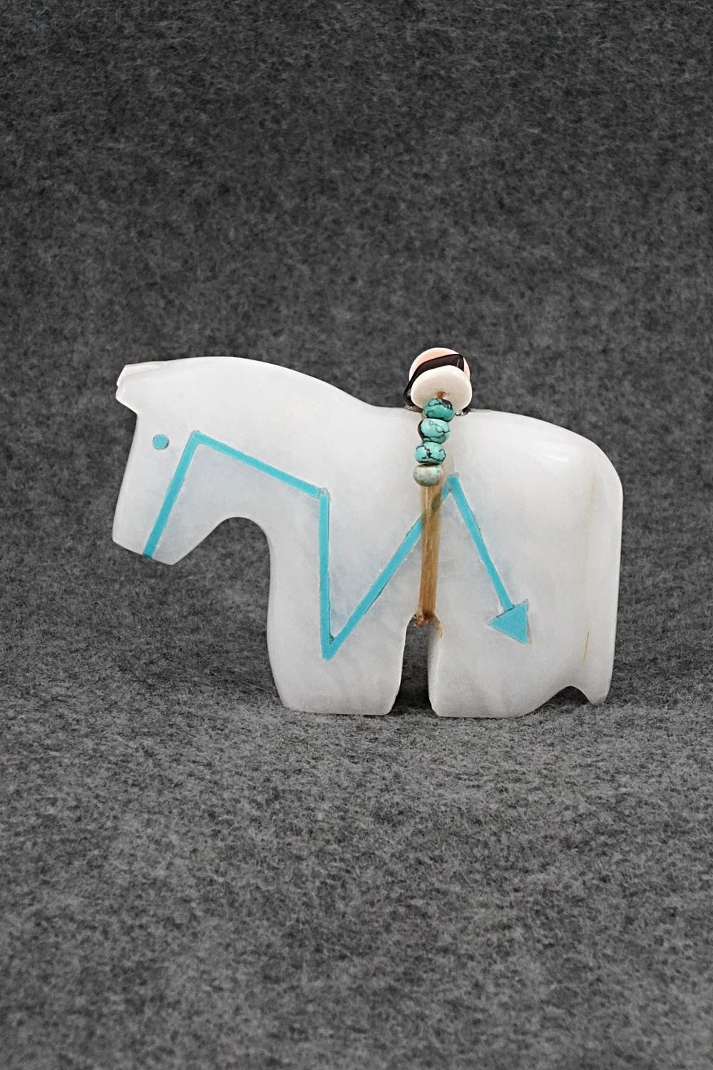 Horse Zuni Fetish Carving - Bernard Laiwekete